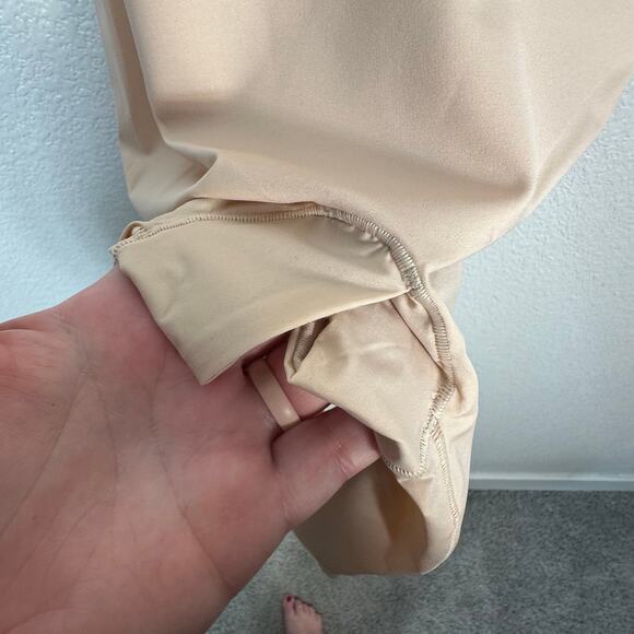 SPANX NWT Thinstincts Open Bust Mid Thigh Shapewear Bodysuit in Soft Nude Large - Picture 7 of 13